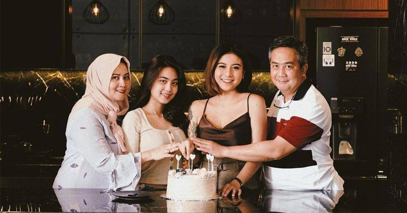 Instagram.com/awkarin